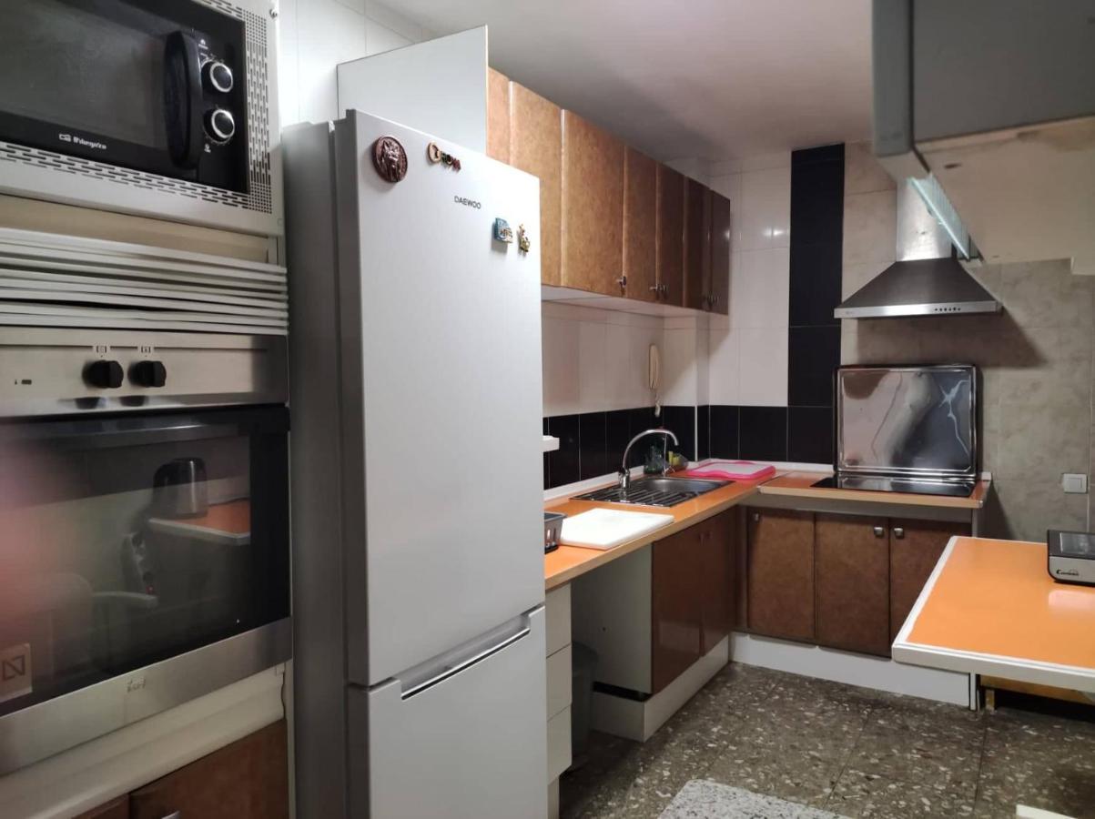 35-3- Комната В Квартире Для Семьи От 1 До 4 Человек В Центре Аликанте Alicante Kültér fotó