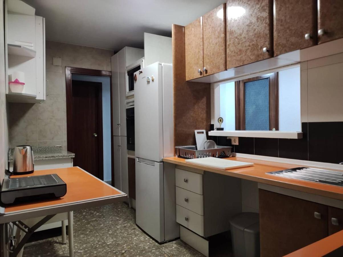 35-3- Комната В Квартире Для Семьи От 1 До 4 Человек В Центре Аликанте Alicante Kültér fotó